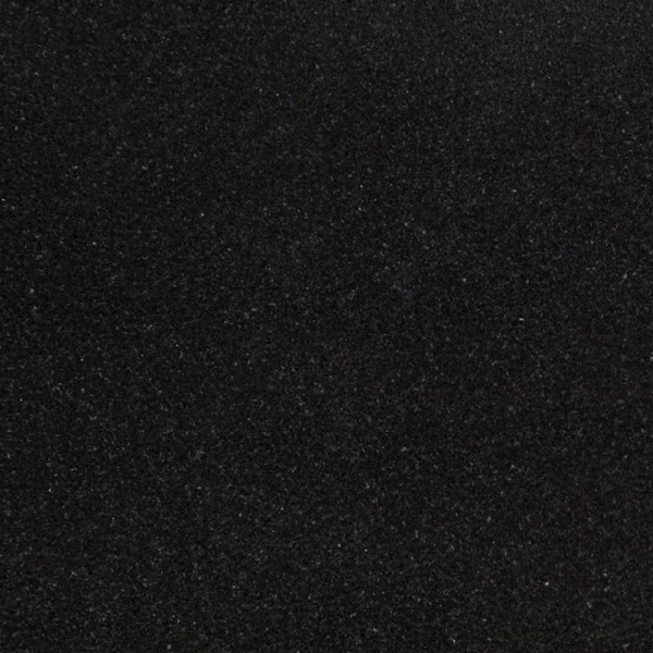 Varpaisjärven musta kivi.